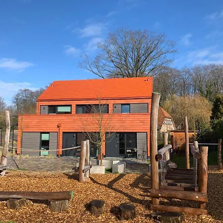 Διαμέρισμα De Ole School Ferienapartments Maisonette-apartment 05 , Huus Stranden Hohwacht